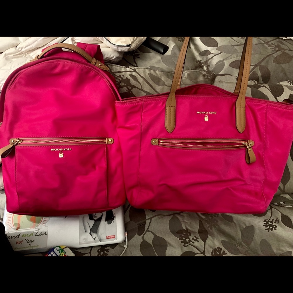Micheal Kors backpack and handbag set - Picture 1 of 1